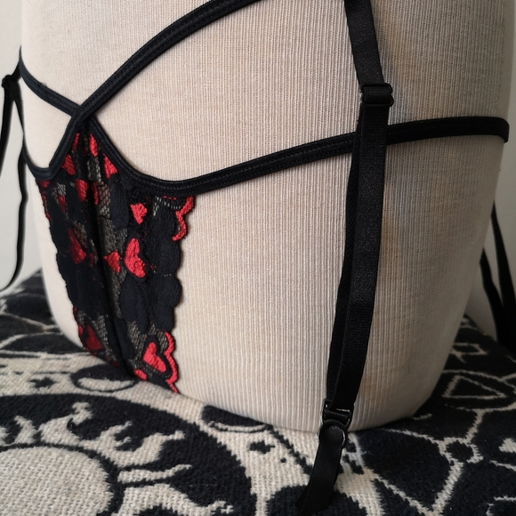 Dreamgirl Heart Lace Strappy Bondage Lingerie Set BNWOT - Picture 3 of 7